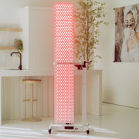 Liroma Multi Gen5 brandend op de verrijdbare standaard in een lichte keuken